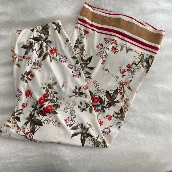 NWOT Zara Flowy Printed Pants & Shirt Set - Size Large | post is for pants ONLY - Picture 1 of 2